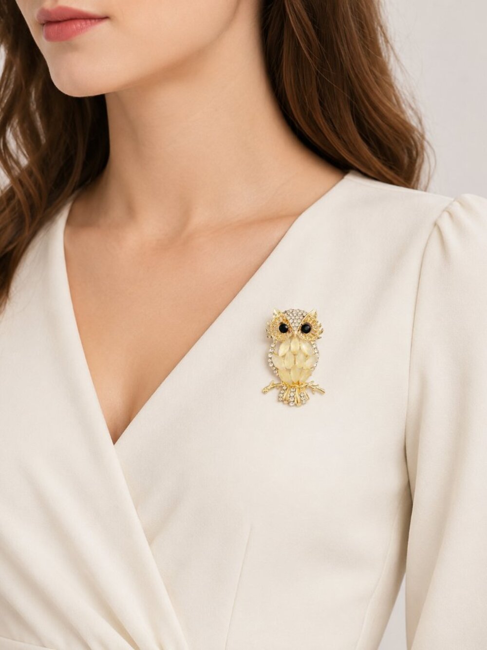 Vintage Style Gold Tone Owl Brooch Rhinestone Cream Stone Bird Pin Jewelry